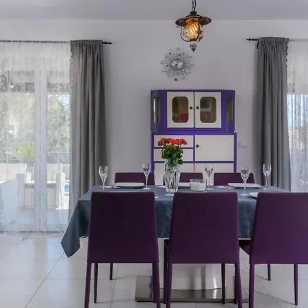 2 Bedroom Amazing In Ferienhaus *